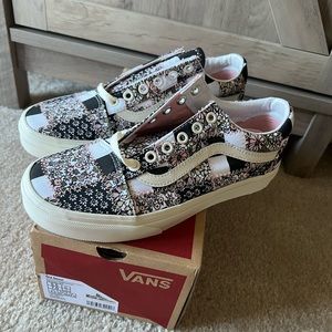 Old Skool Vans Patckwork Floral Size 7.0 Women